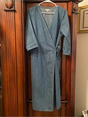 The Territory Ahead Denim Floral Wrap Dress Women’s 10 Hong Kong Cotton Blend